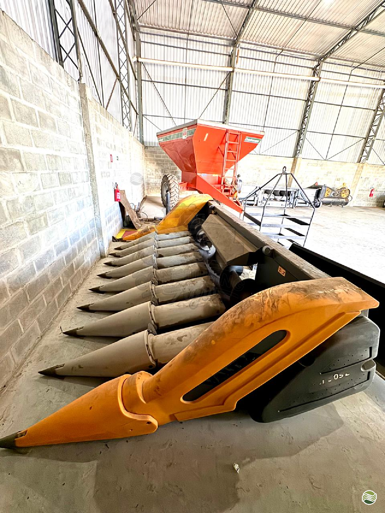 PLATAFORMA COLHEITADEIRA VALTRA PM 509 Consulting Agro ITUVERAVA SÃO PAULO SP